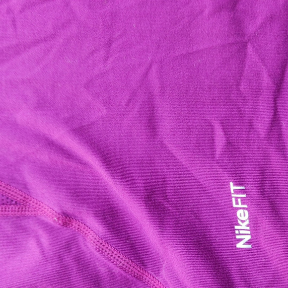 Nike Eco Friendly Dri Fit Red T Shirt Large - Picture 2 of 4